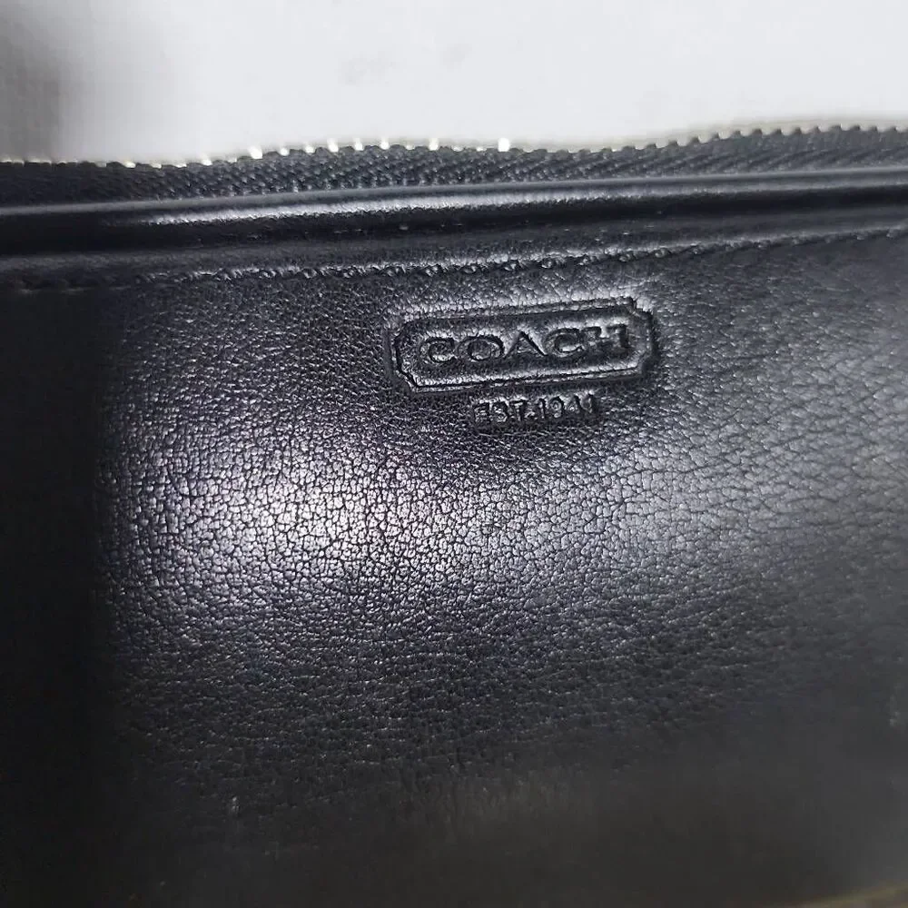 Vintage Coach black leather eyeglass or sunglasses case